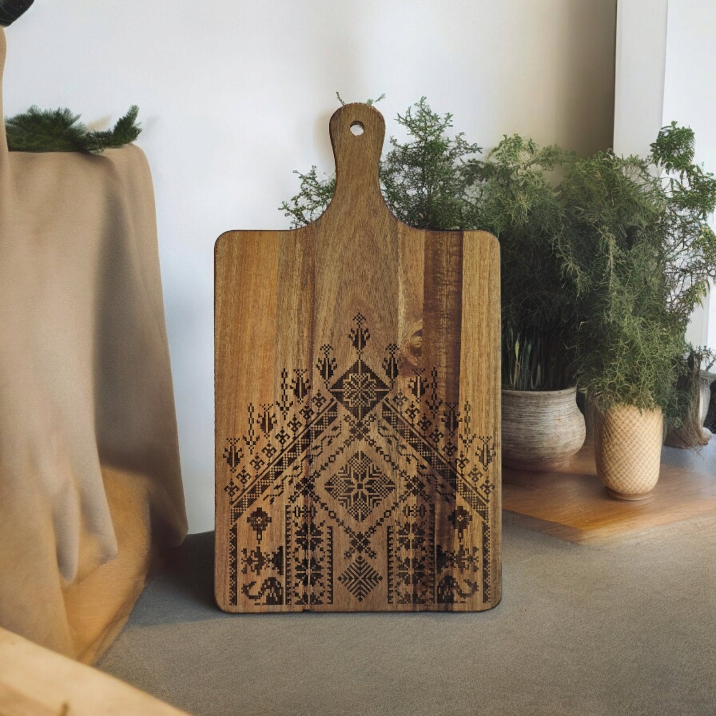 Tatreez Engraved Cutting Board /Islamic decor/Gift /kitchen decor