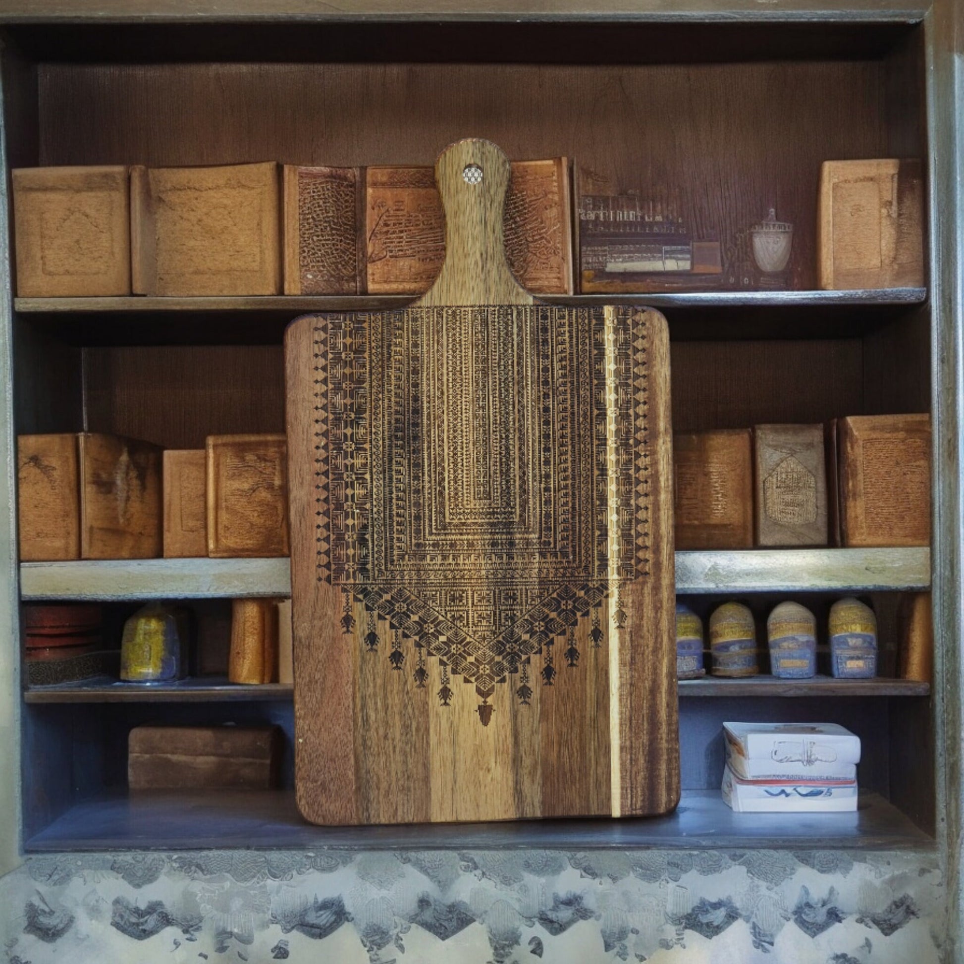 Tatreez Engraved Cutting Board /Islamic decor/Gift /kitchen decor
