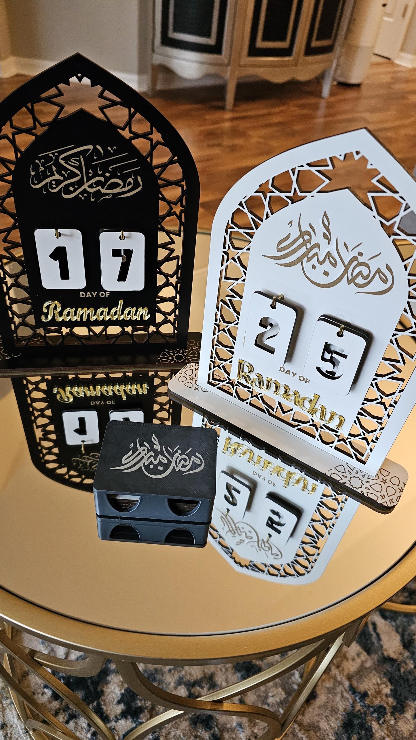 Ramadan Countdown Calendar. Ramadan and Eid Decor. Days till Eid. Ramadan Gifts.